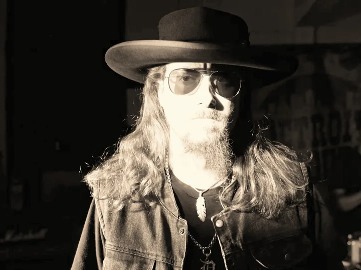 Kidd Lightning in the Evil video.